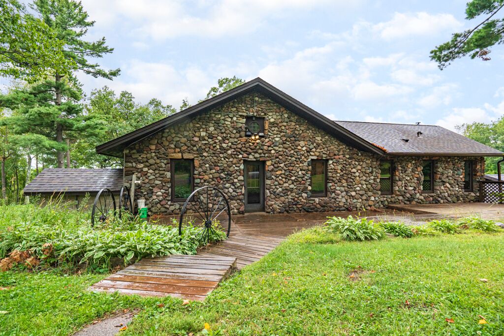 Photo of Outdoor in Luck