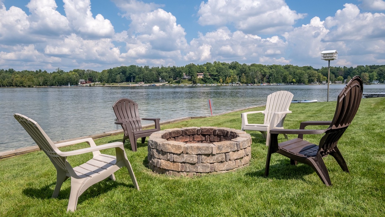 Photo of Outdoor in Lake
