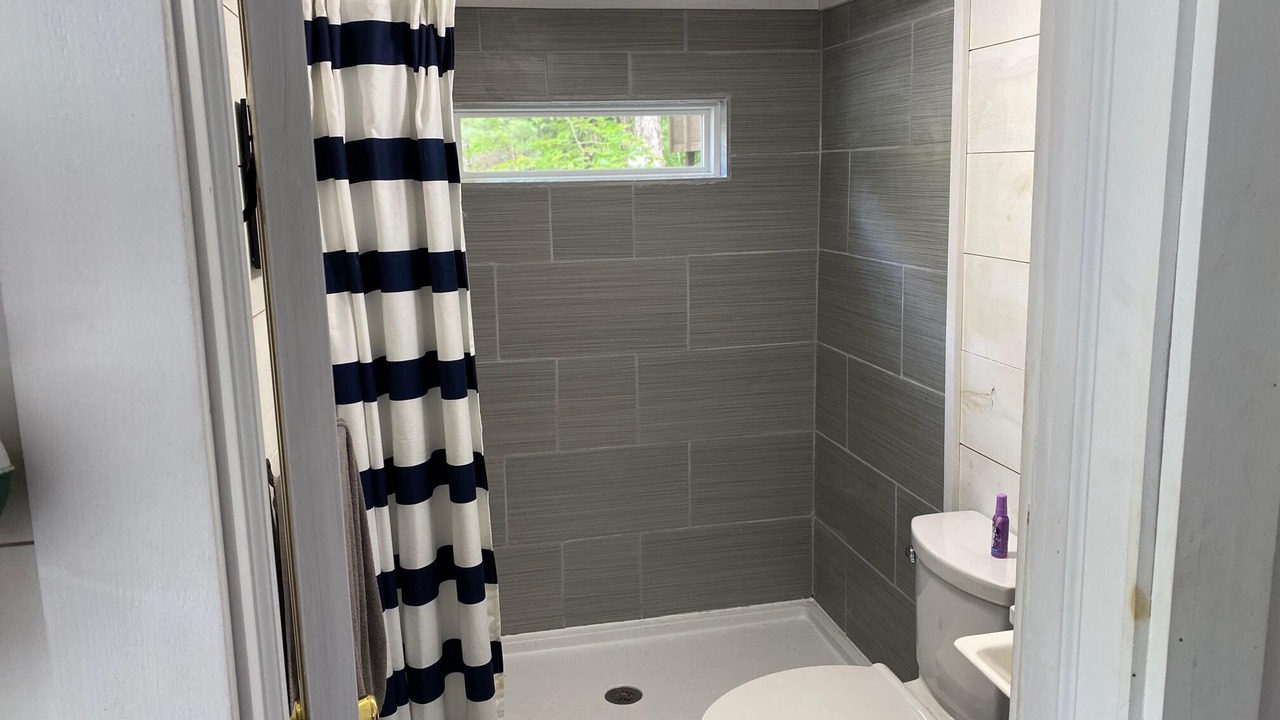 Photo of Bathroom in Adirondack