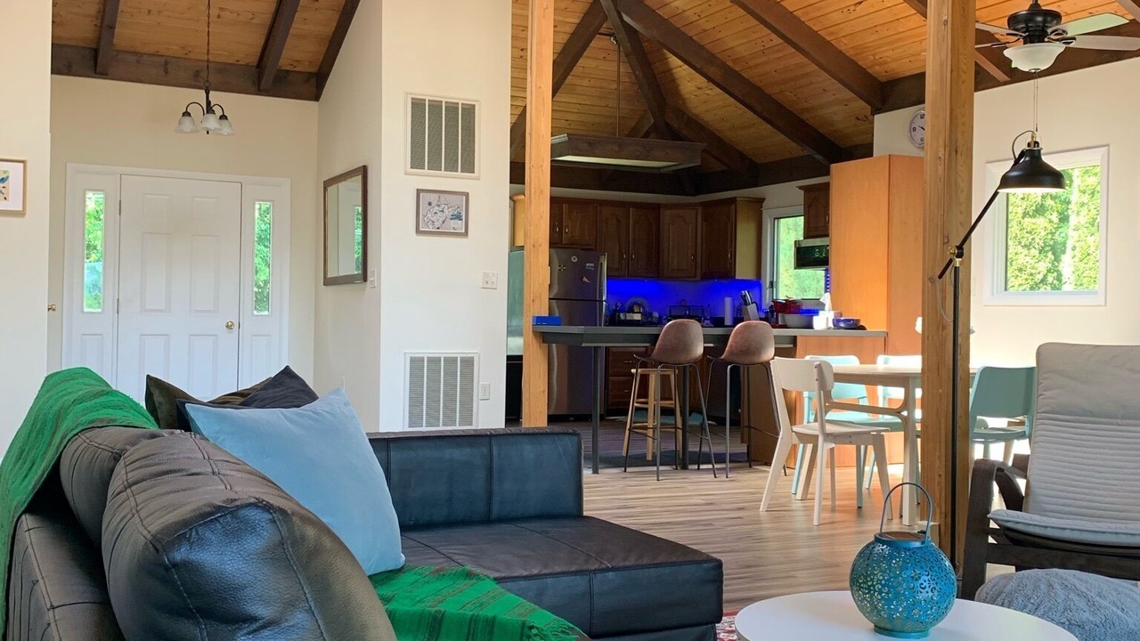 Photo of Livingroom in Kabletown