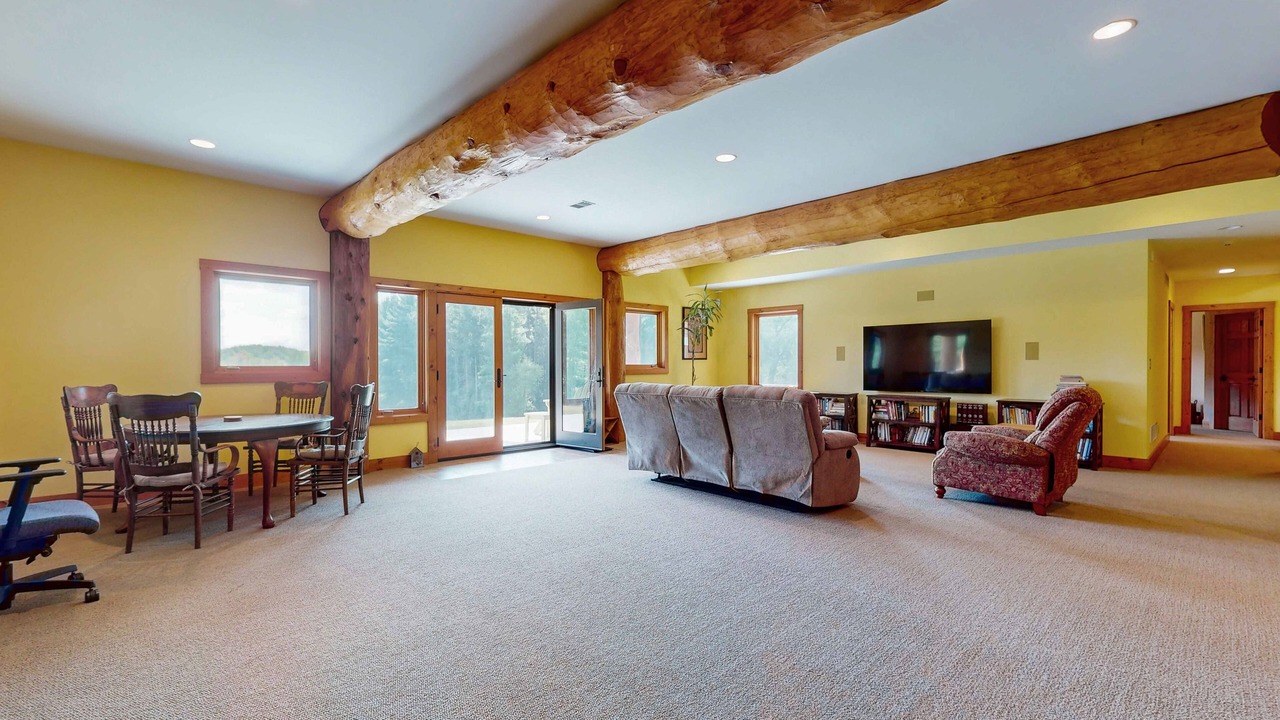 Photo of Livingroom in Benton Harbor