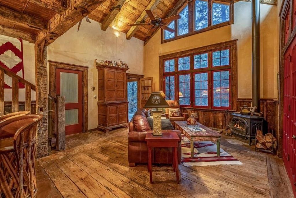 Photo of Livingroom in Santa Fe