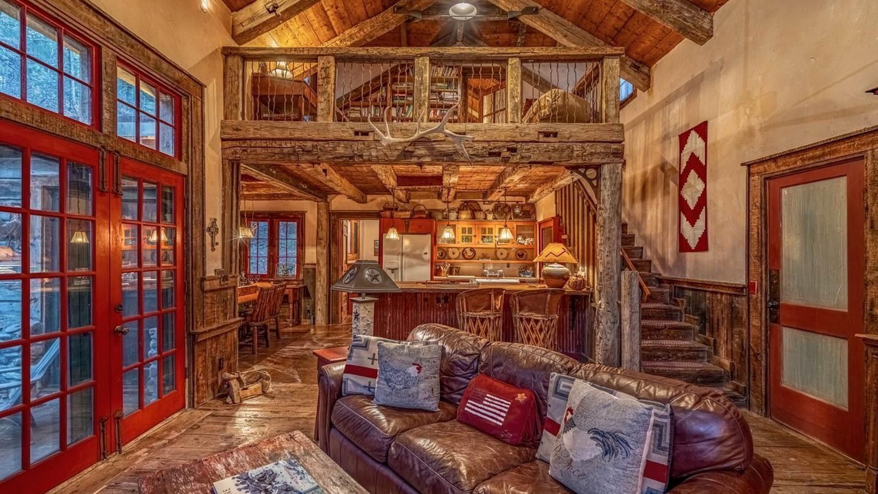 Photo of Livingroom in Santa Fe