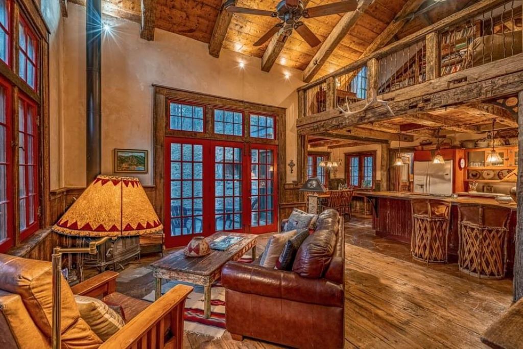 Photo of Livingroom in Santa Fe