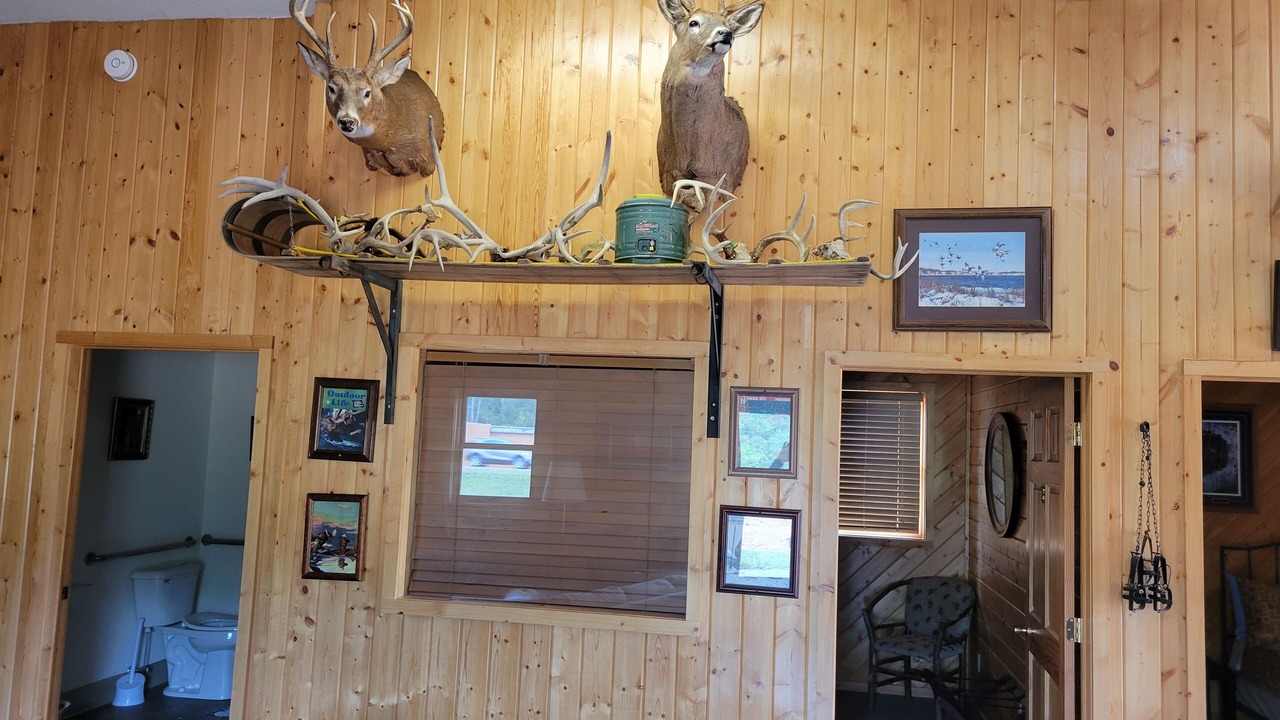 Photo of Livingroom in Cable