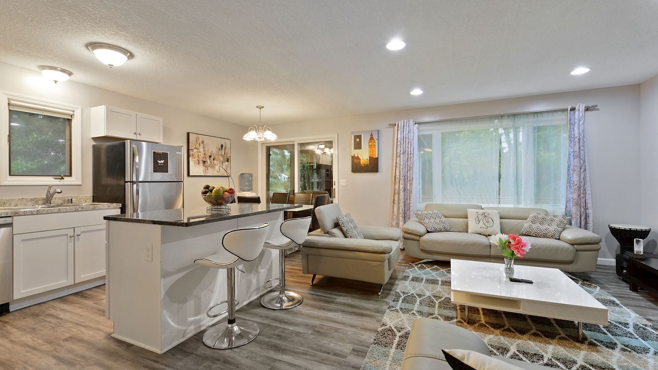 Photo of Livingroom in Eagan