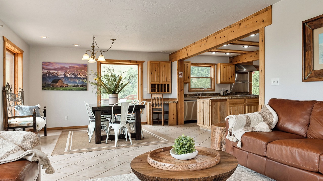 Photo of Livingroom in Eagle Nest