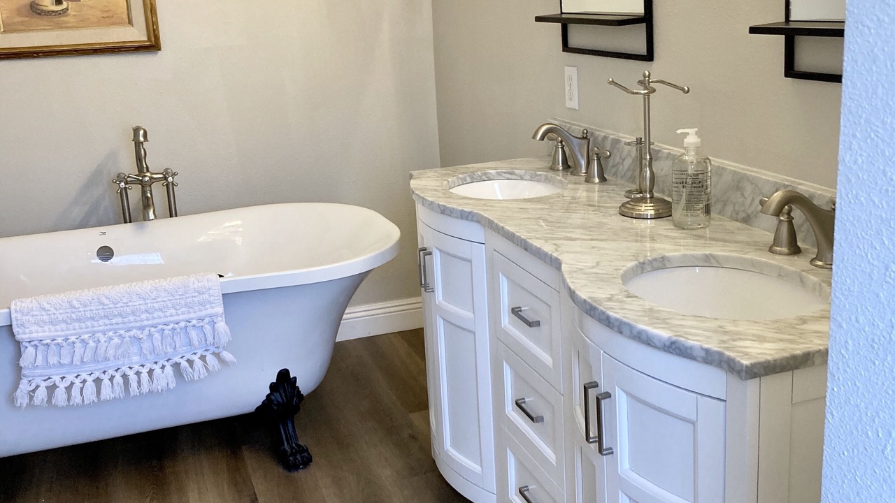 Photo of Bathroom in Rio Rancho