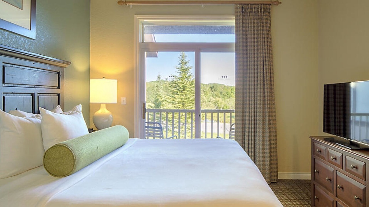 Photo of Bedroom in Boyne Falls