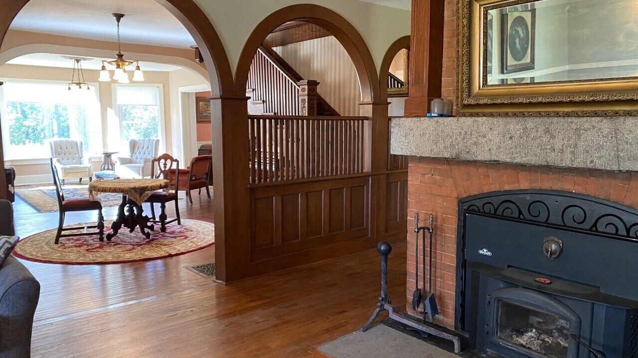 Photo of Livingroom in Little Falls