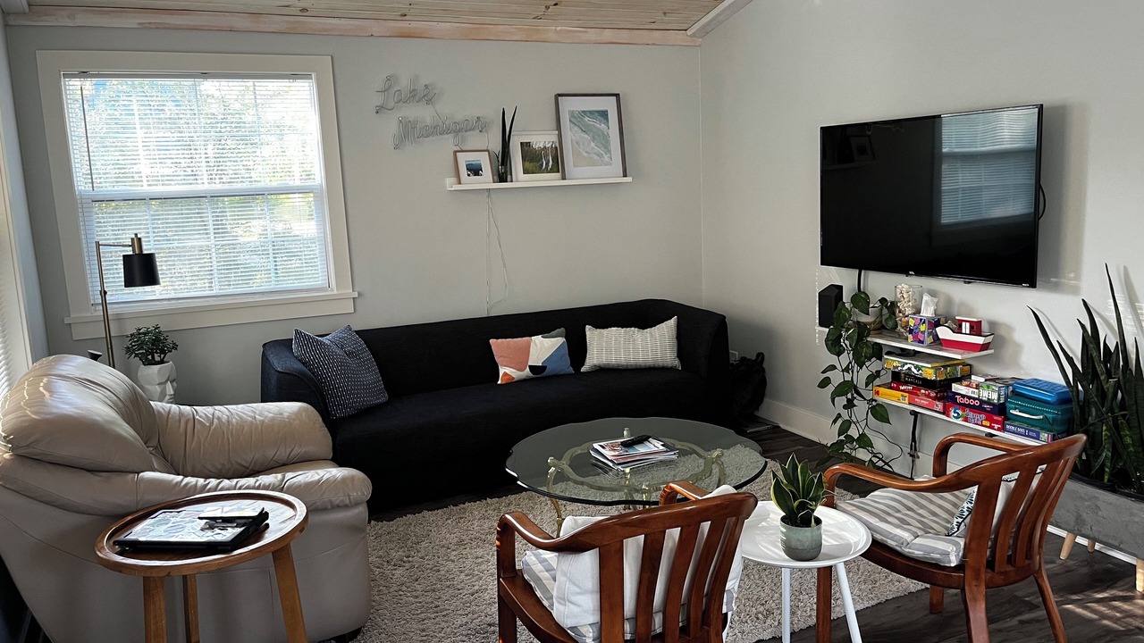 Photo of Livingroom in Miami Park