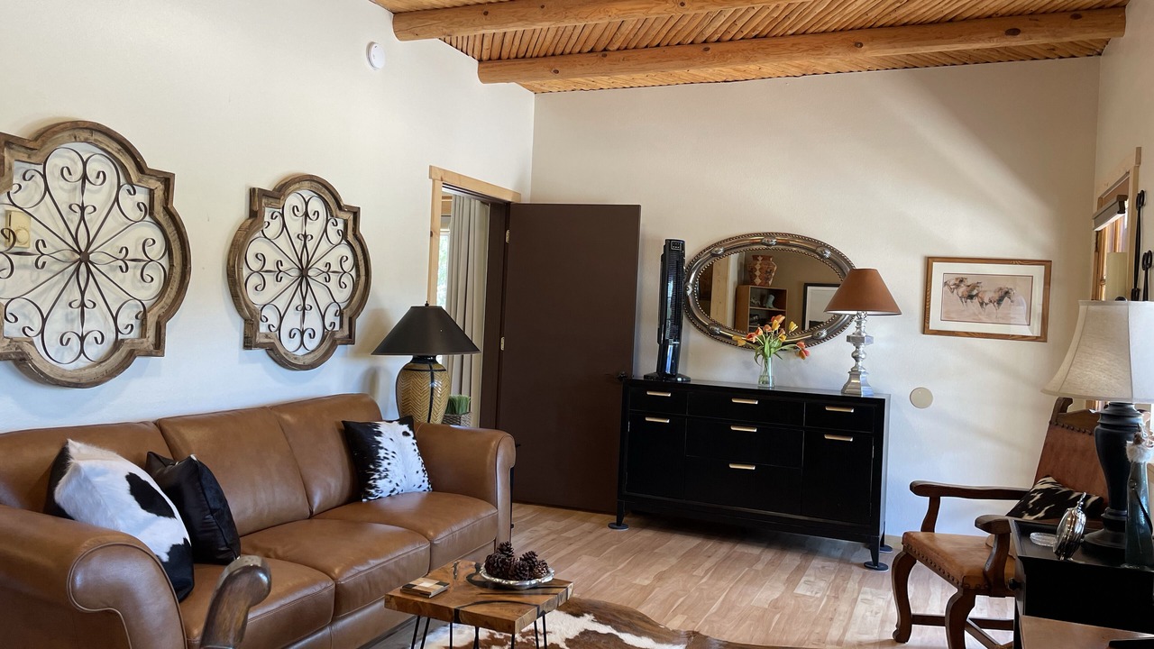 Photo of Livingroom in Placitas