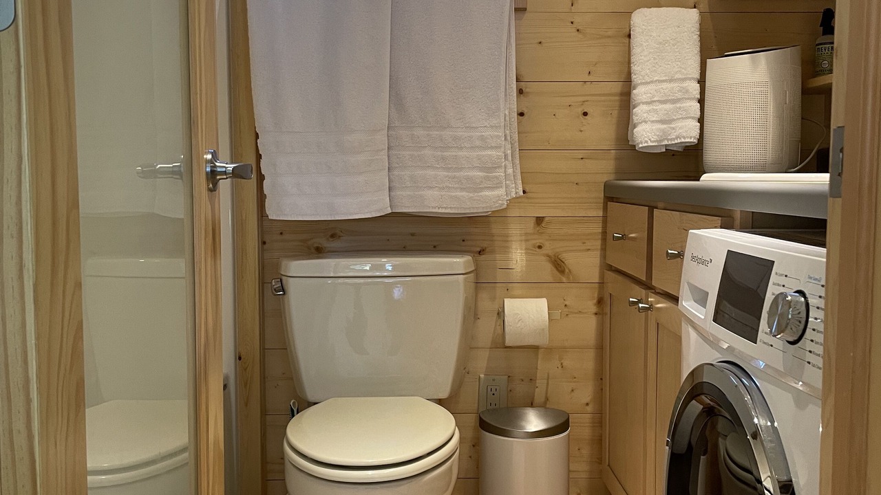 Photo of Bathroom in Addison
