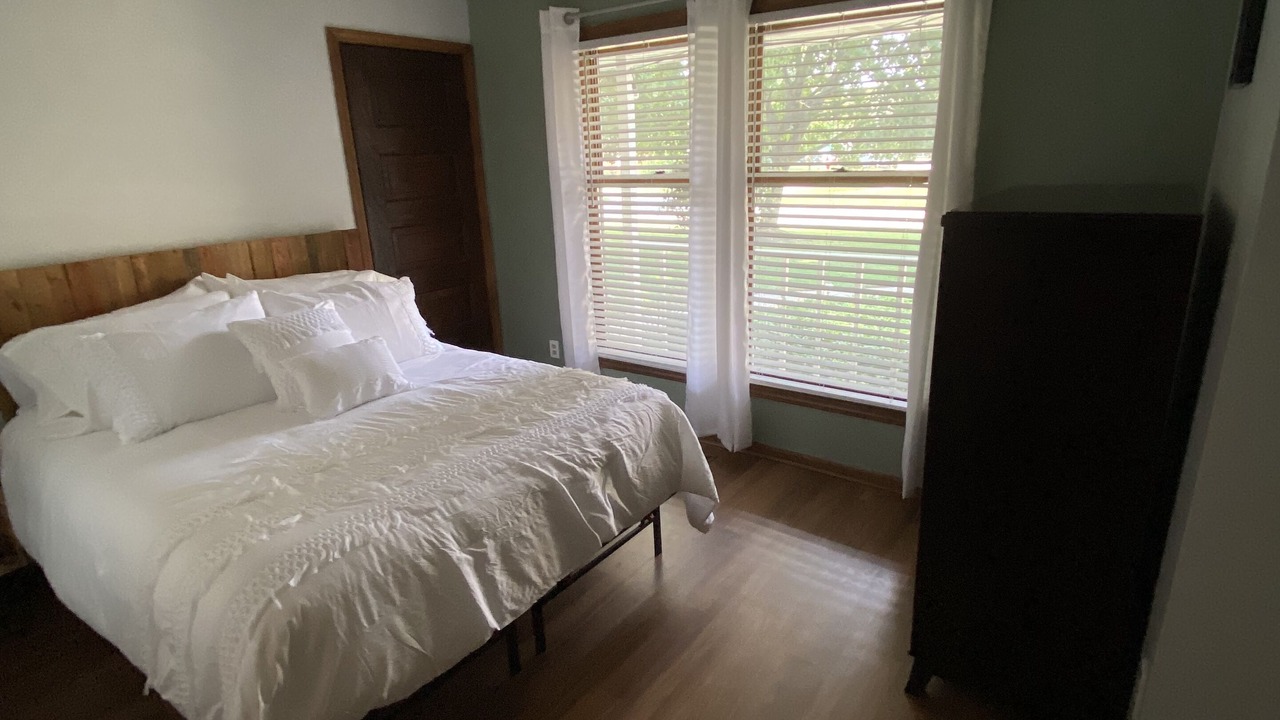 Photo of Bedroom in Macatawa