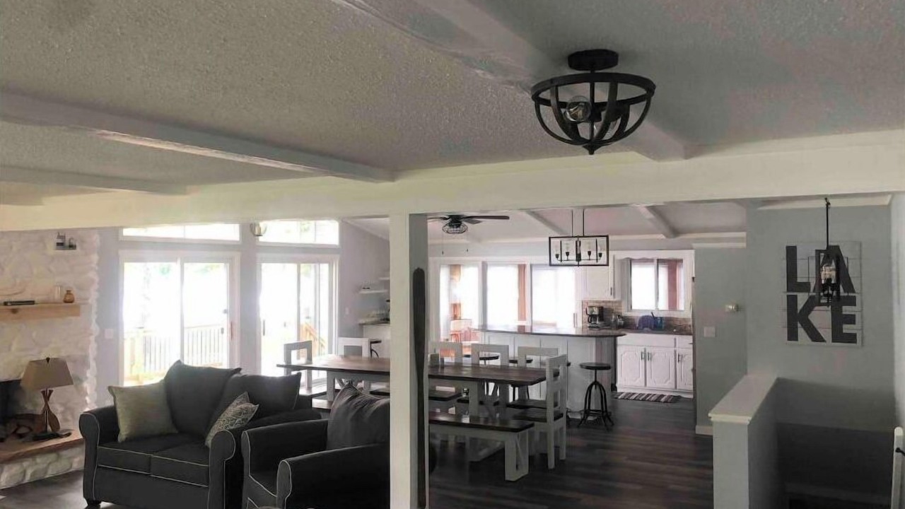 Photo of Livingroom in Nekoosa