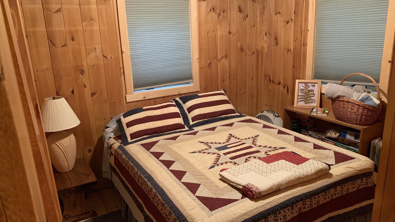 Photo of Bedroom in Lunenburg