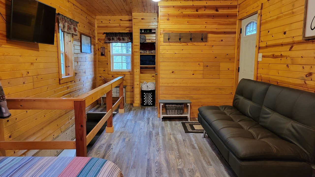 Photo of Livingroom in French Creek