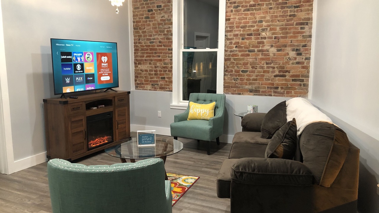 Photo of Livingroom in Canton