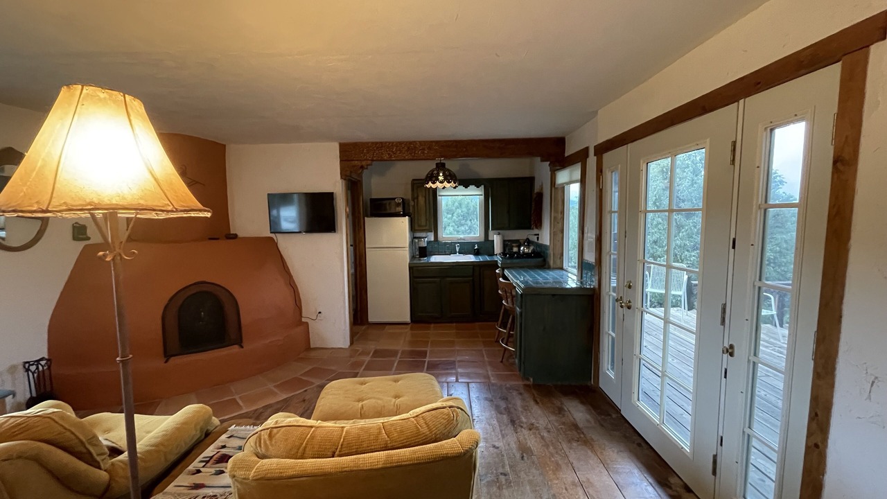 Photo of Livingroom in Nambe Pueblo