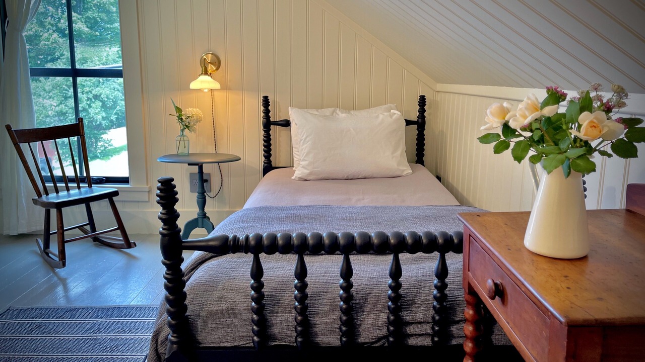 Photo of Bedroom in Stowe Village Historic District