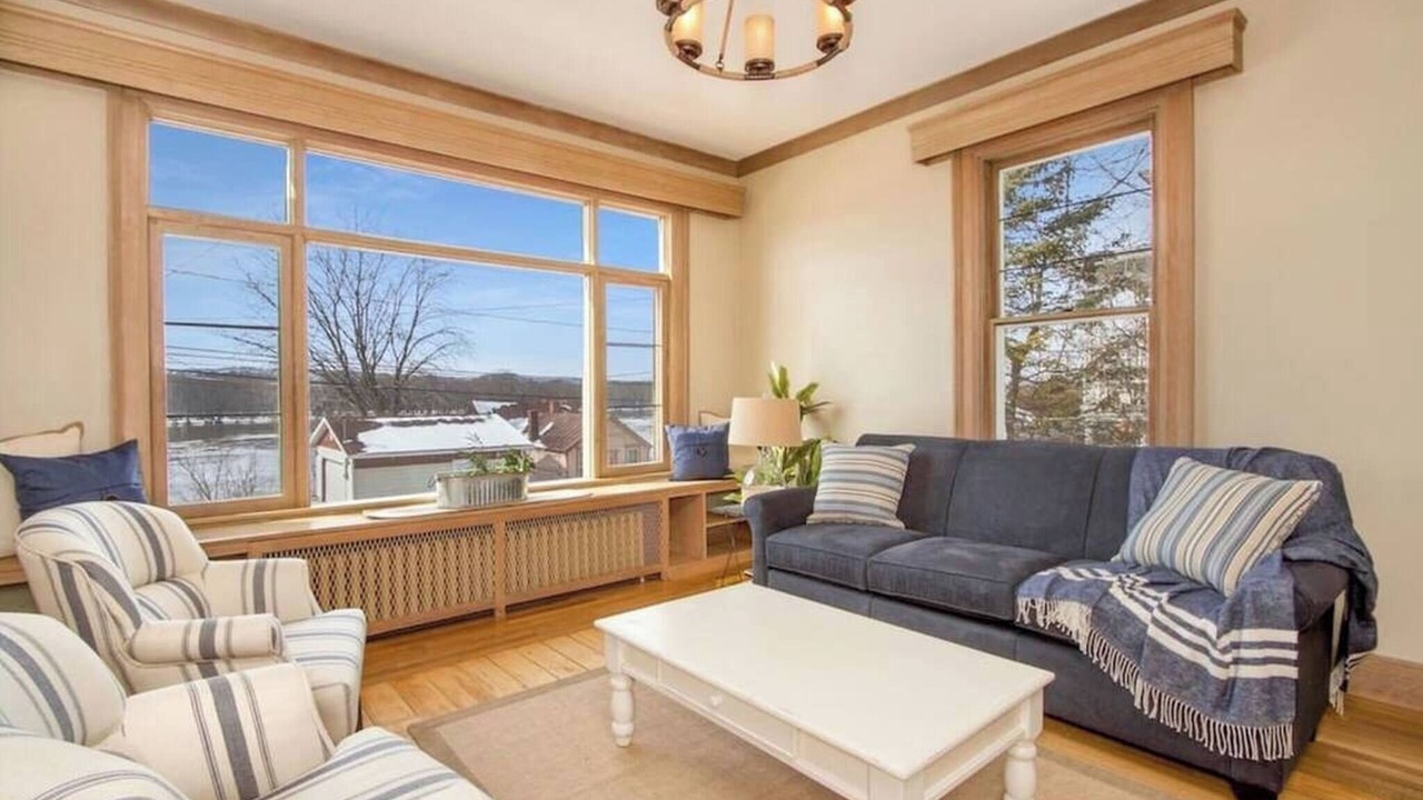 Photo of Livingroom in Fountain City