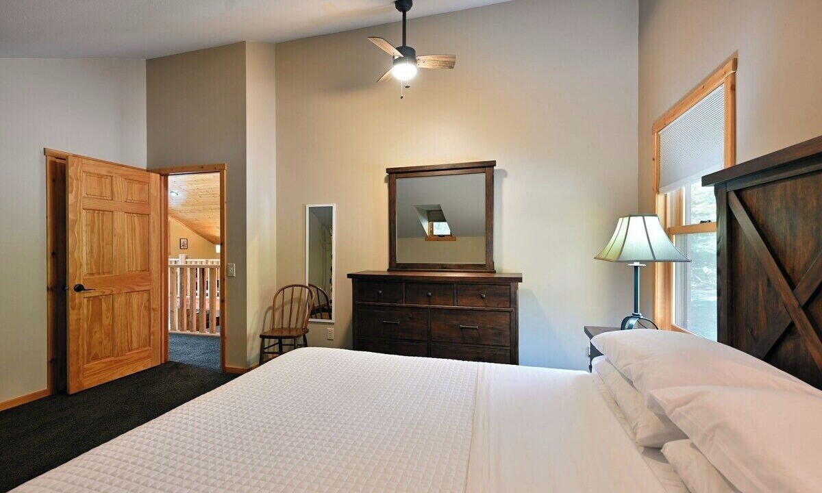 Photo of Bedroom in Iron River