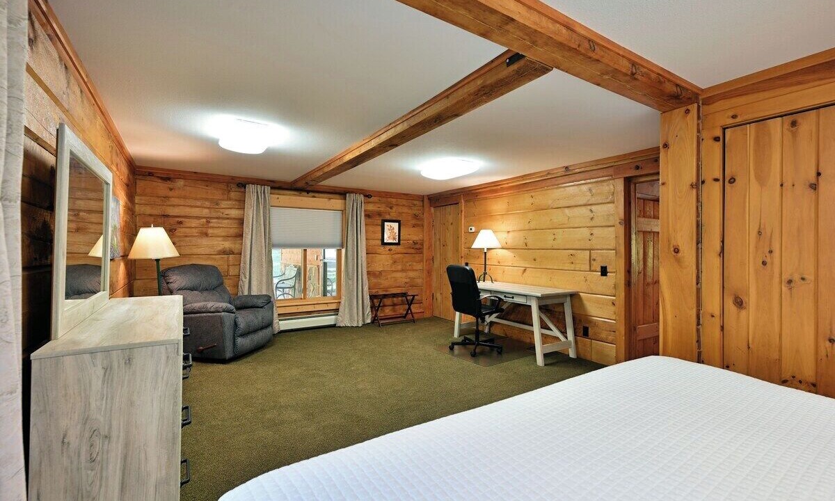 Photo of Bedroom in Iron River