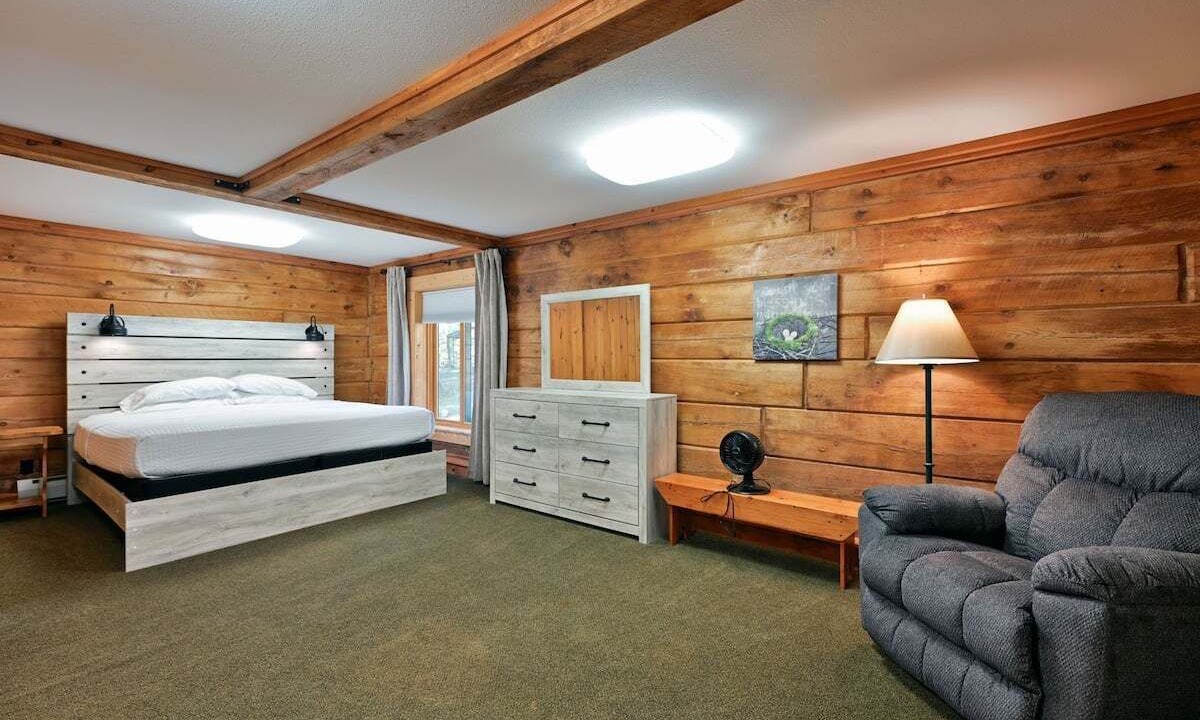 Photo of Bedroom in Iron River