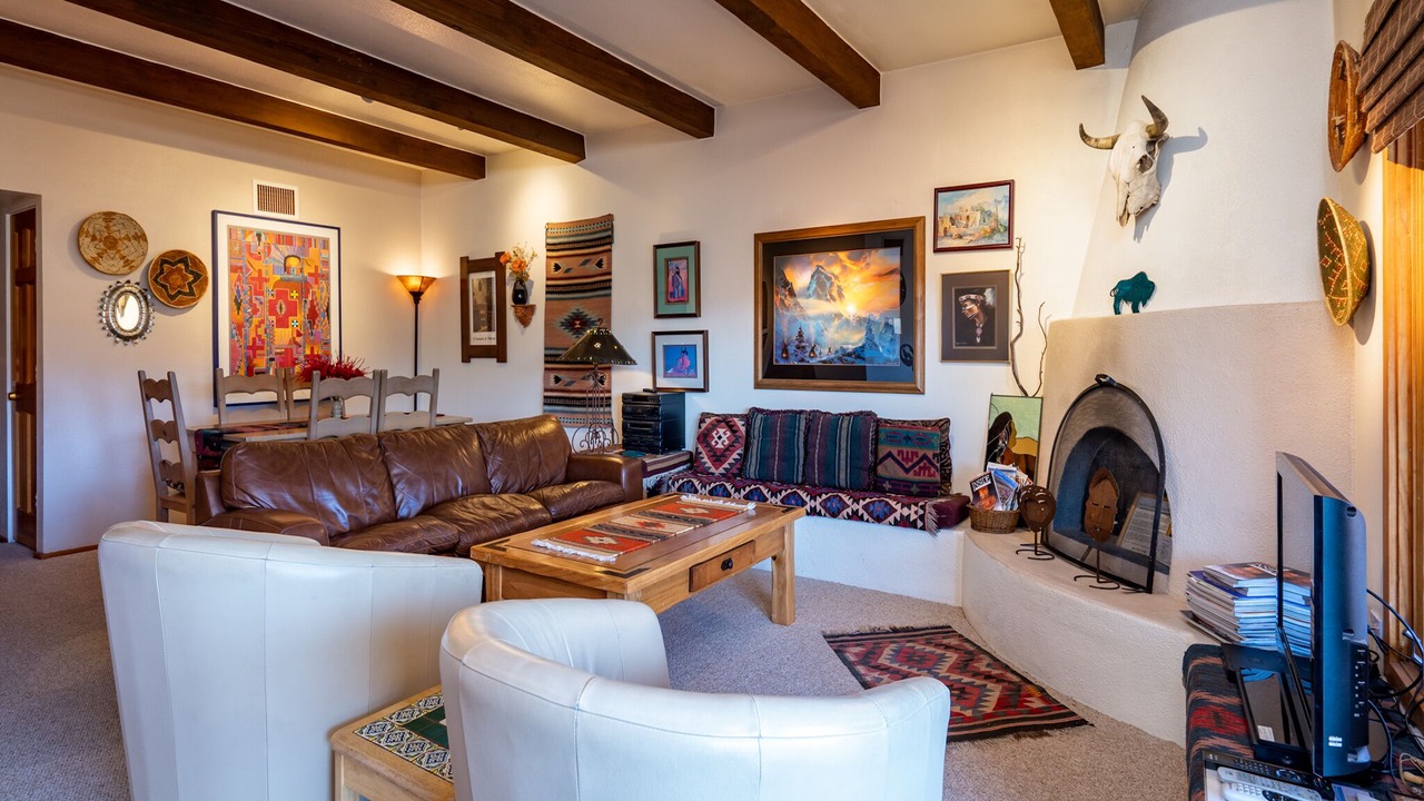 Photo of Livingroom in Santa Fe