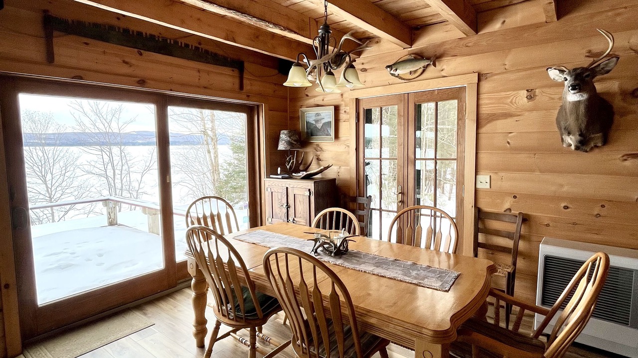 Photo of Livingroom in Pittsburg