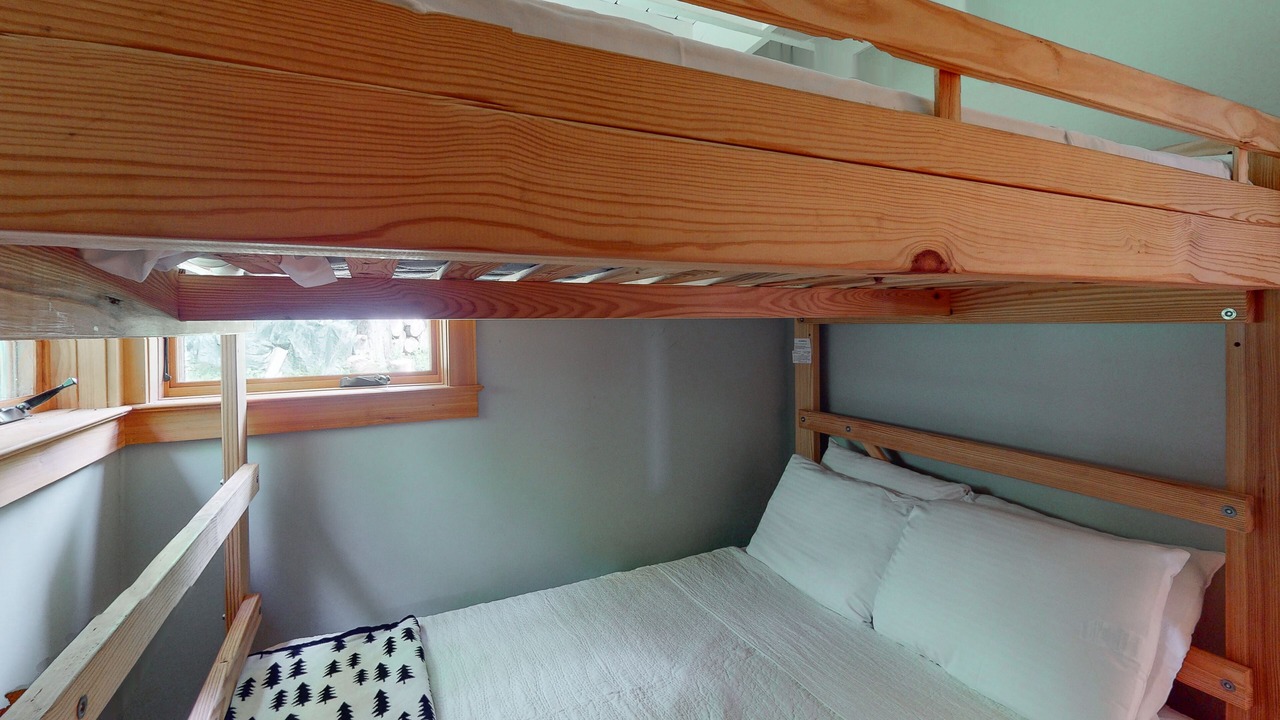 Photo of Bedroom in Granville