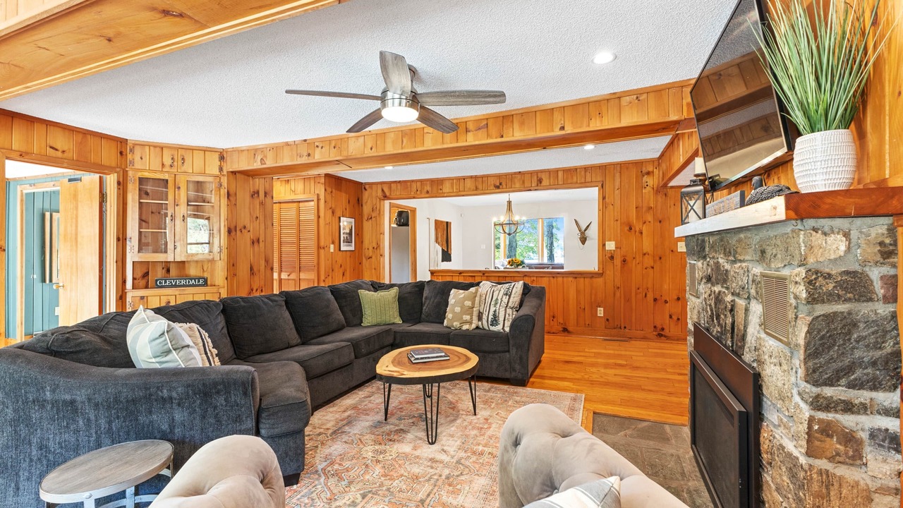 Photo of Bedroom in Lake George