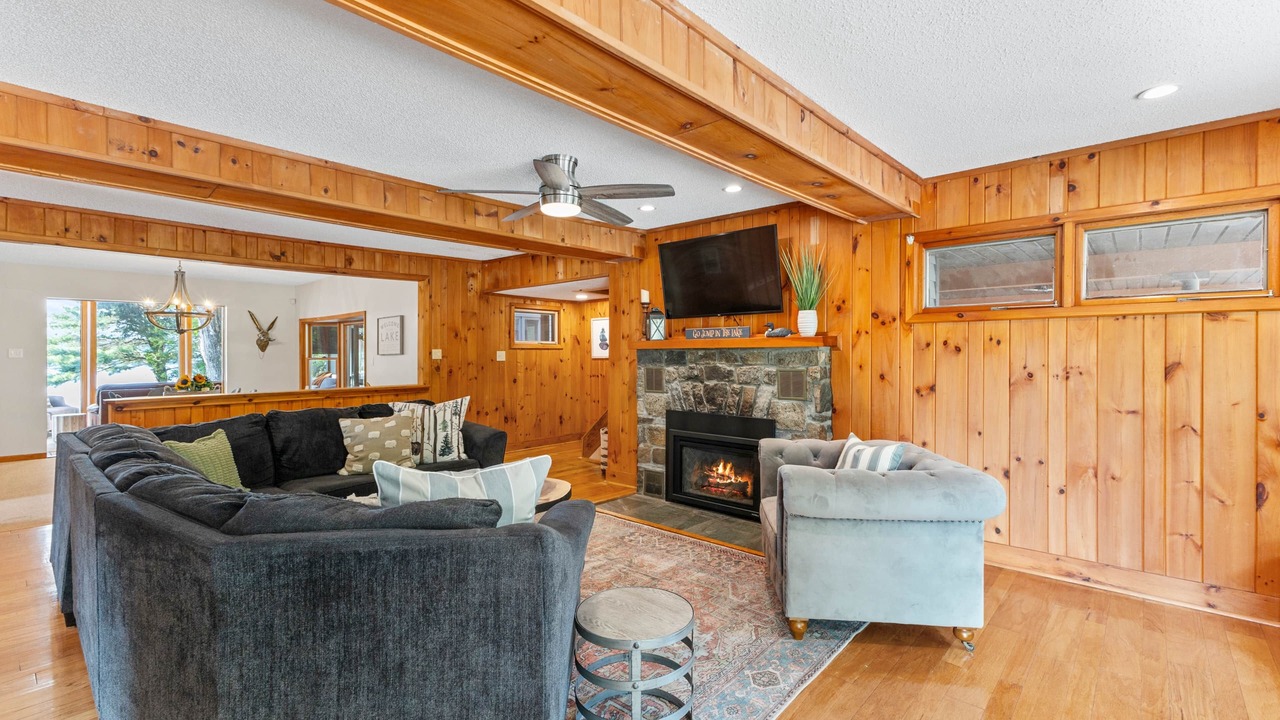 Photo of Livingroom in Lake George