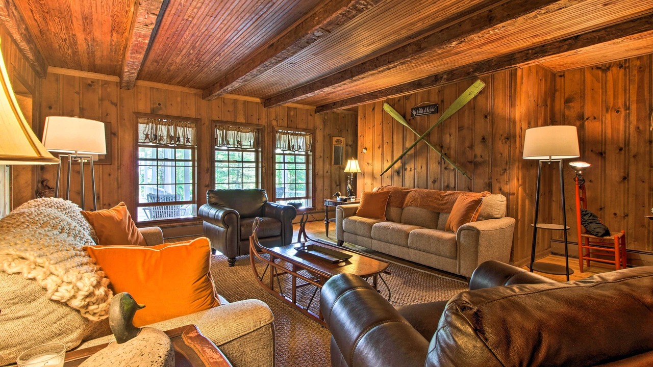 Photo of Livingroom in Skylark Beach