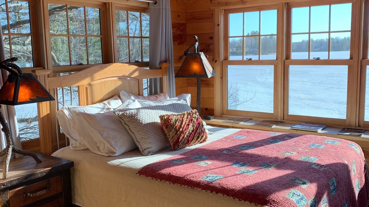 Photo of Bedroom in Deerwood