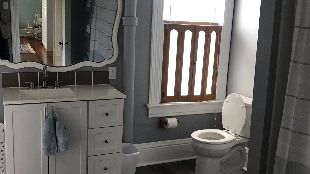 Photo of Bathroom in Mohawk