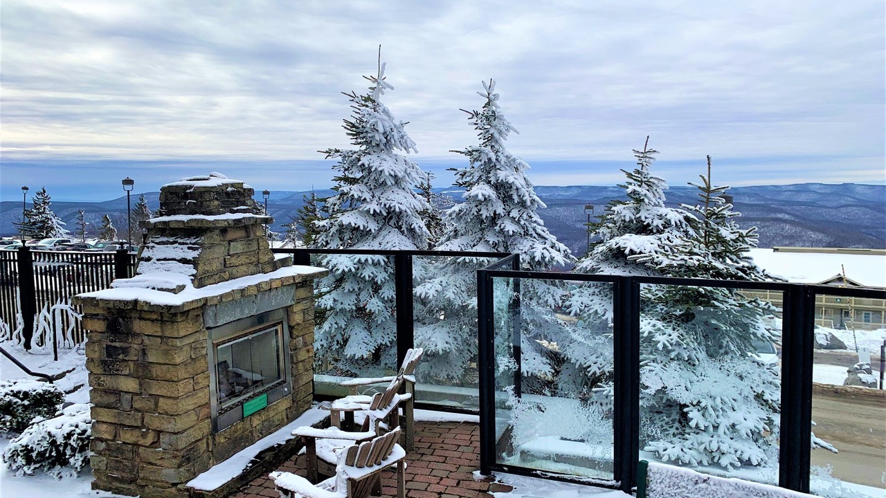 Photo of Livingroom in Snowshoe