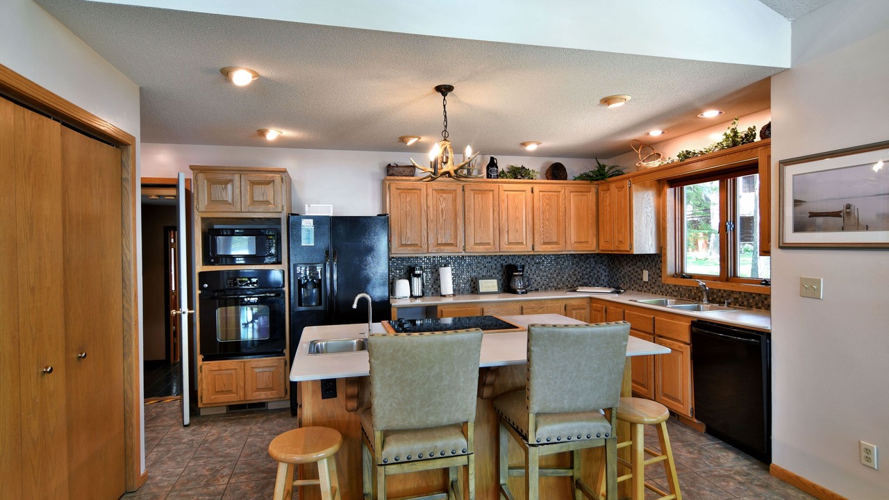 Photo of Kitchen in Chief Lake
