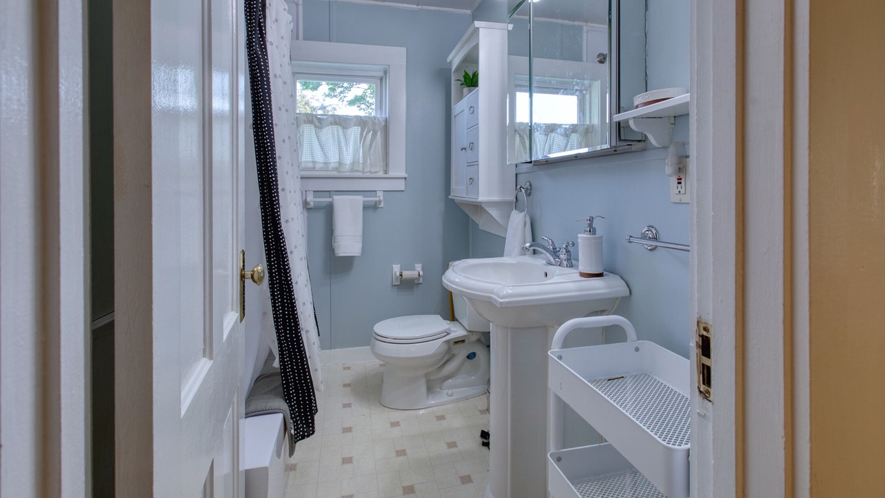 Photo of Bathroom in Grand Isle
