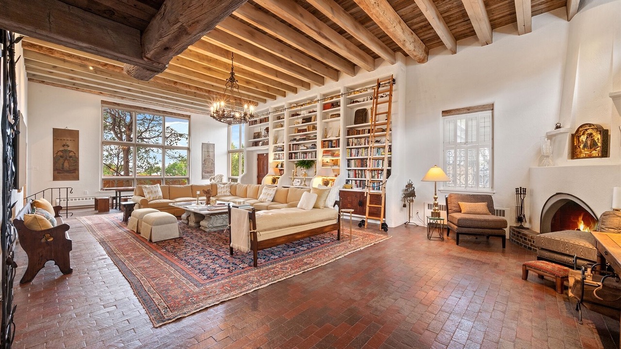 Photo of Livingroom in Santa Fe