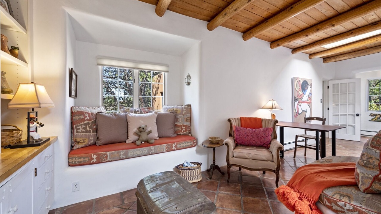 Photo of Livingroom in Santa Fe