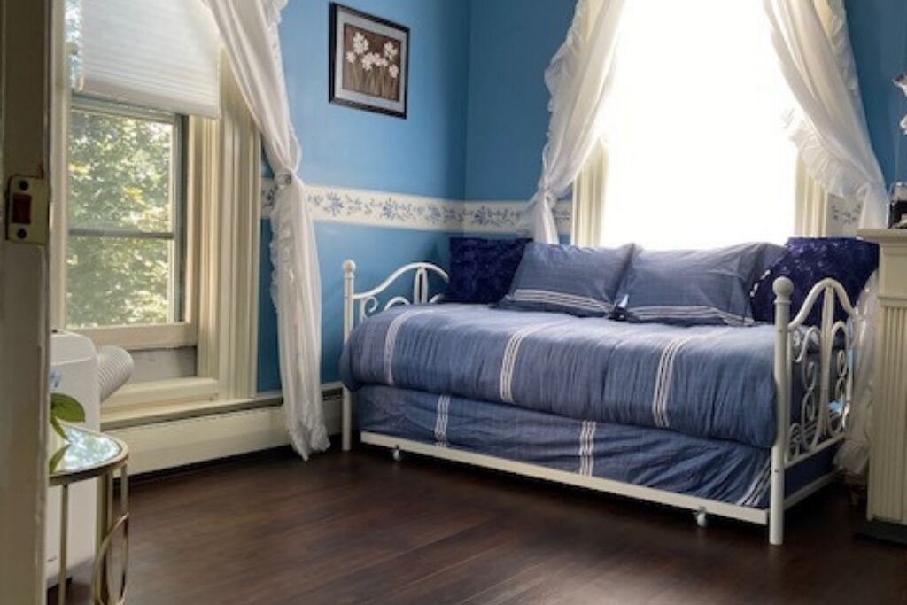 Photo of Bedroom in Gloversville