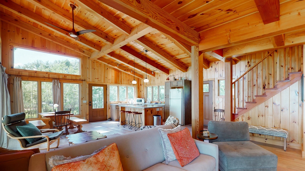 Photo of Livingroom in North Hero
