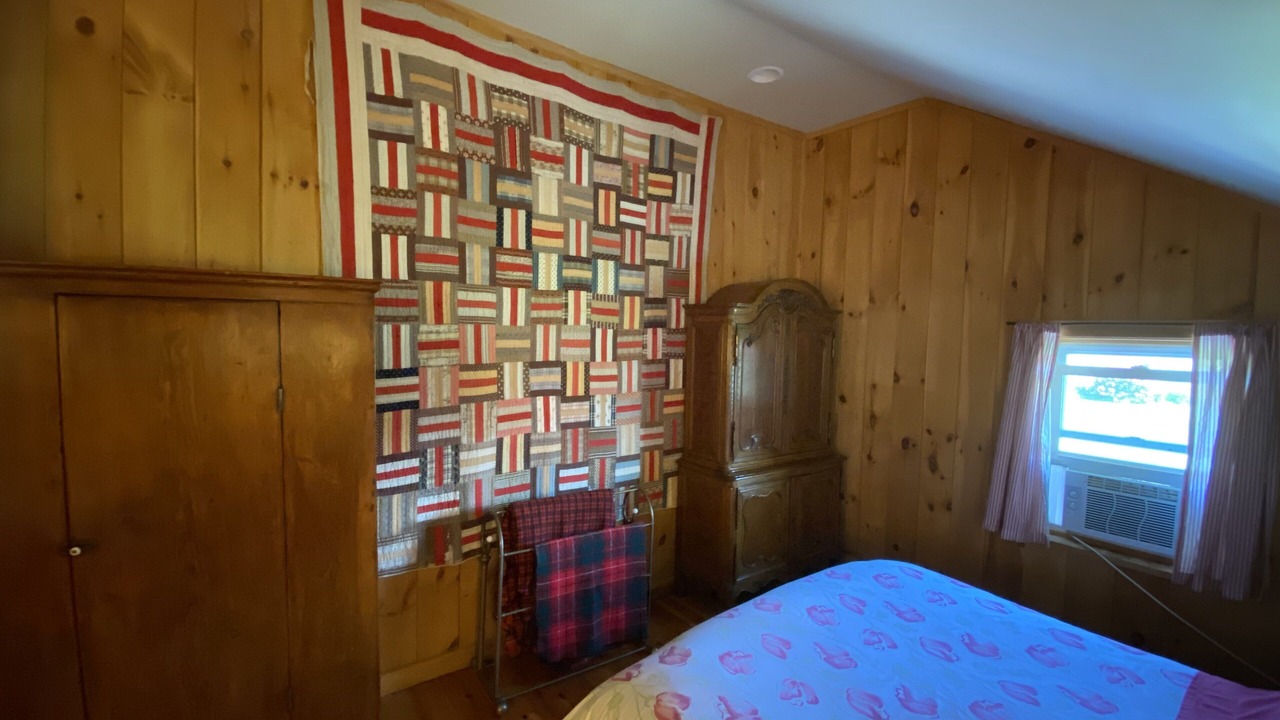 Photo of Bedroom in Town of White Creek