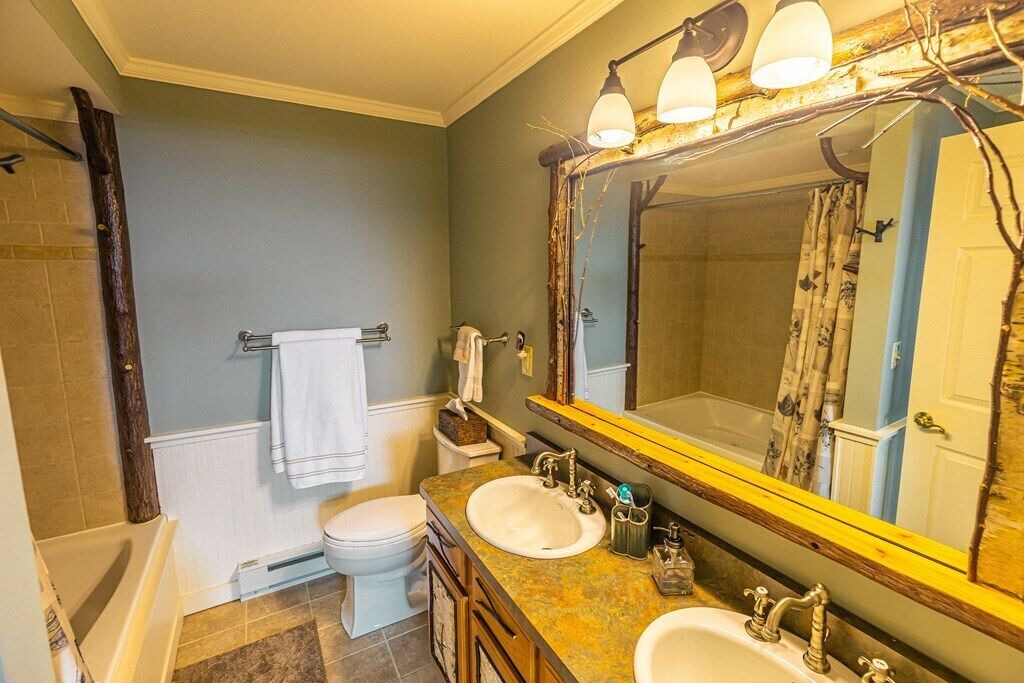 Photo of Bathroom in Hillcrest