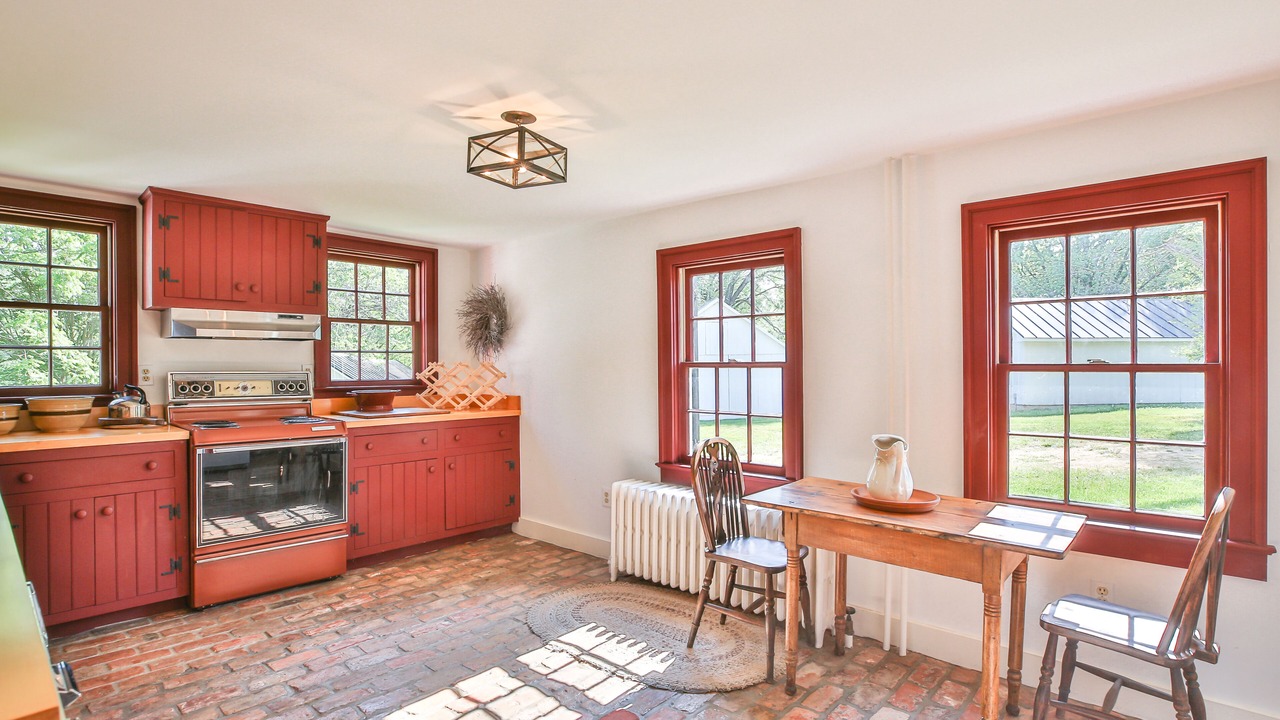 Photo of Kitchen in Bluemont