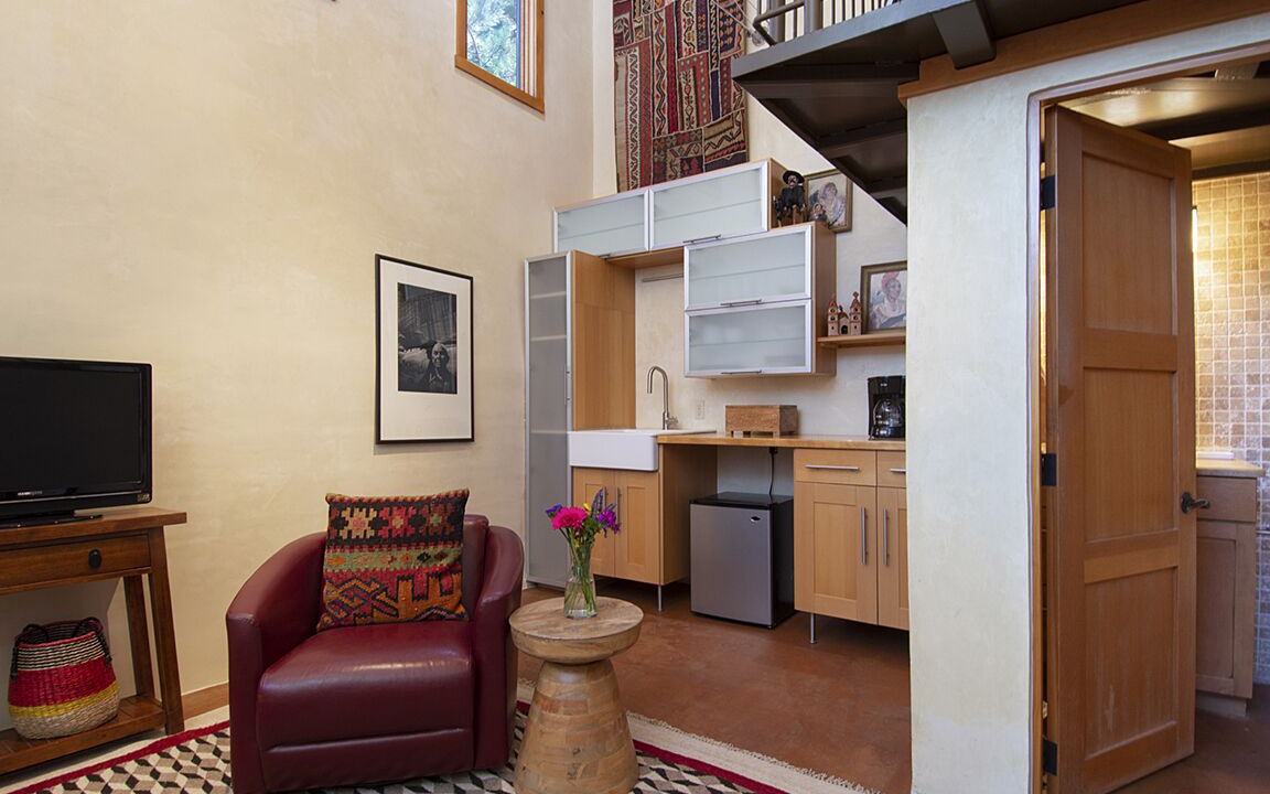 Photo of Livingroom in Northeast Santa Fe