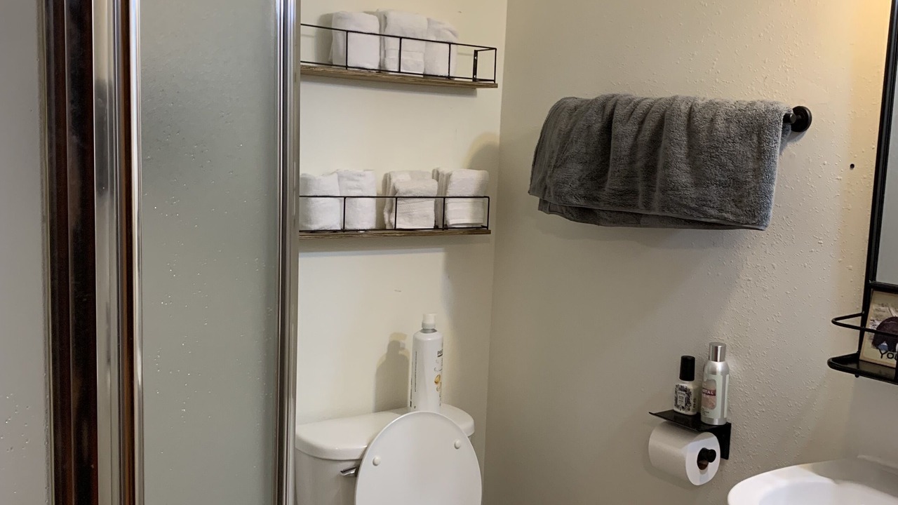 Photo of Bathroom in Warrens