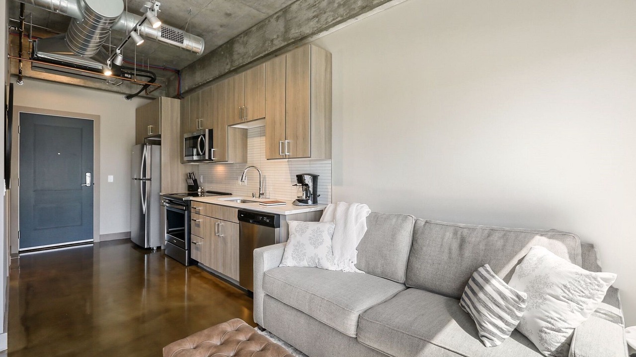 Photo of Bedroom in Warehouse District