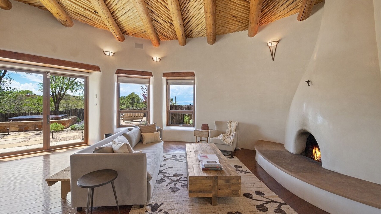 Photo of Livingroom in Santa Fe